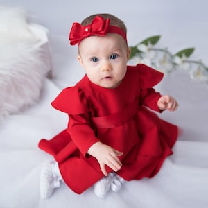 Mädchenkleid, rotes Kleid, Partykleid, Rüschen, Mütze