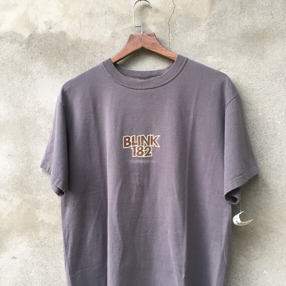 BLINK 182 ©1997 ʀᴀʙʙɪᴛ ᴛᴇᴇs