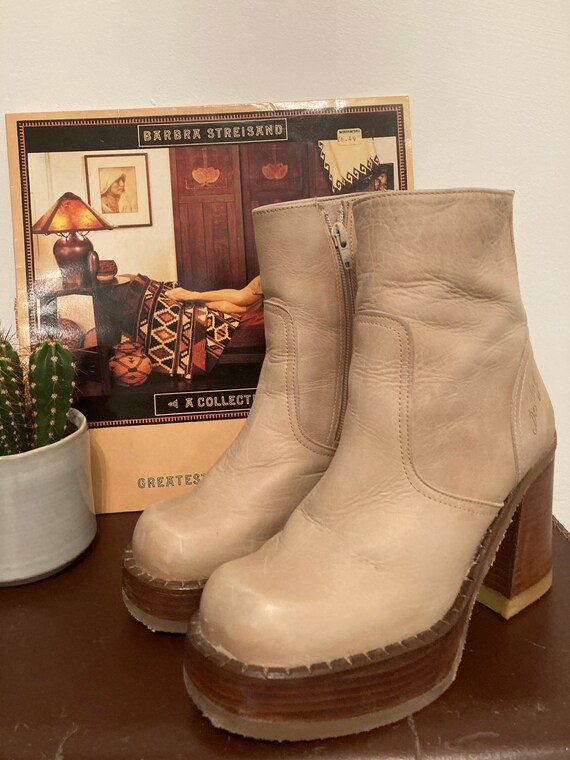 Amazing 90s // Destroy // Platform Boots // U.K. 4