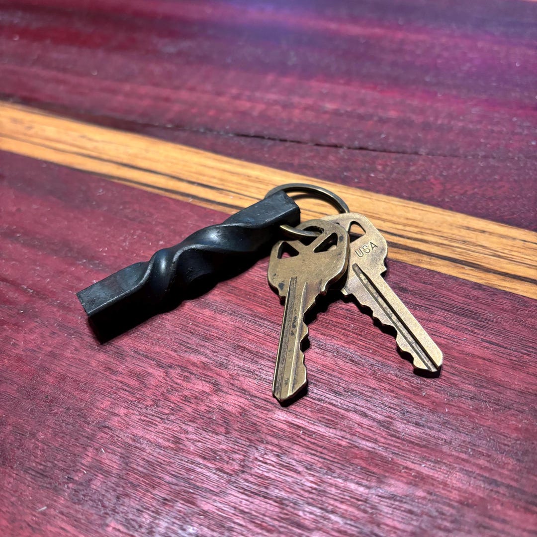 Twisting Key Eccentric Twist Key Chain - Etsy