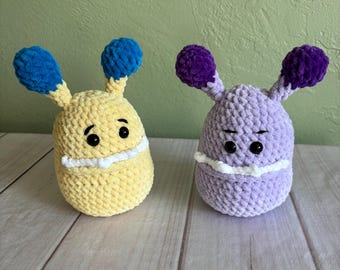 Crochet Monster Plush: Handmade Amigurumi Desk Goblin, Whimsical Kids Toy