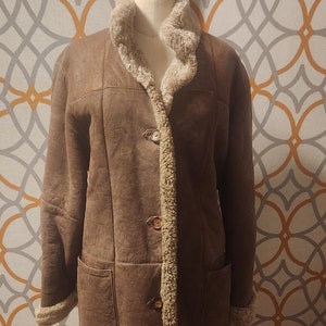 1970s Sawyer of Napa Californian Spring Lamb Light Brown 1970s Sawyer of Napa Californian Spring Lamb Light Brown