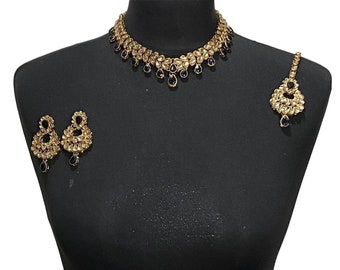 Pakistani jewellery , Black jewellery, indian choker , Pakistani jewelry , indian jewelry ,  jewelry , Indian jewellery, black, golden