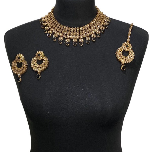 Pakistani jewellery , Black jewellery, indian choker , Pakistani jewelry , indian jewelry ,  jewelry , Indian jewellery, black, golden