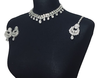 Pakistani Wedding Jewelry Set: Silver Necklace, Earrings, Tikka