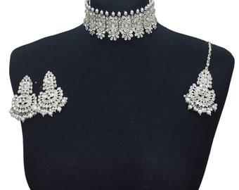 Pakistani Wedding Jewelry Set: Choker, Earrings & Tikka