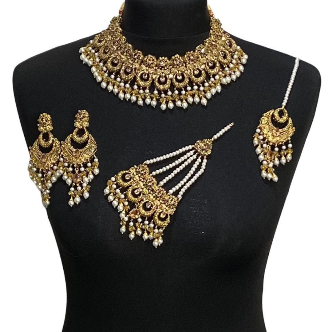 Asian Bridal Jewelry Set: Gold Necklace, Earrings, Jhumar, Tikka