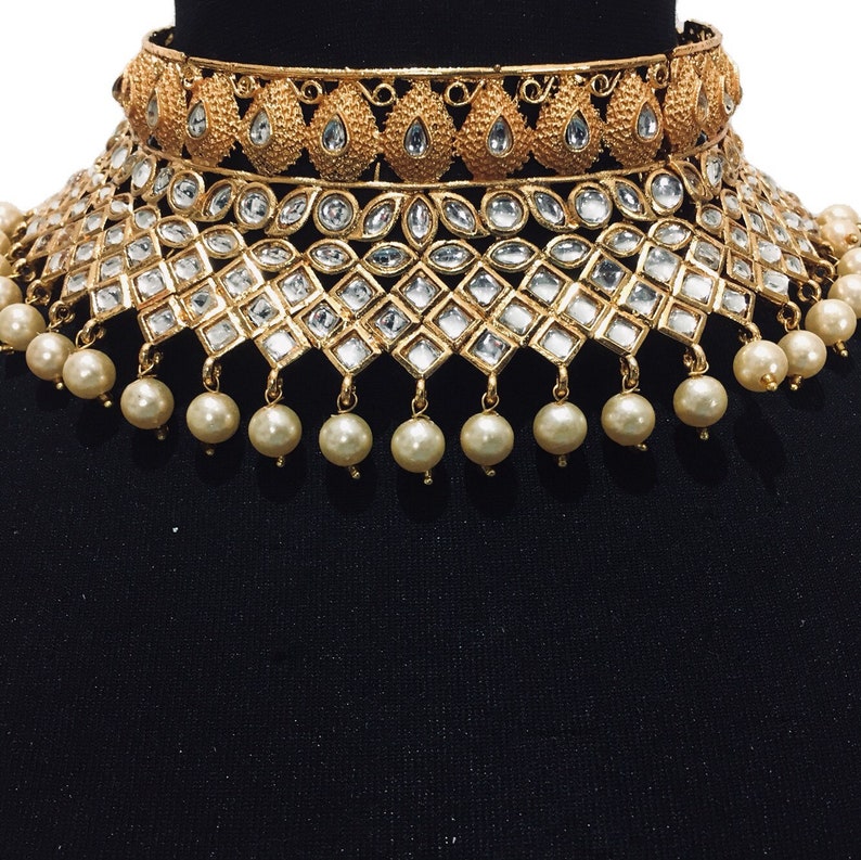 jewelry Pakistani Kundan style necklace set Indian jewellery golden wedding Pakistani jewellery gold tikka necklace earrings set