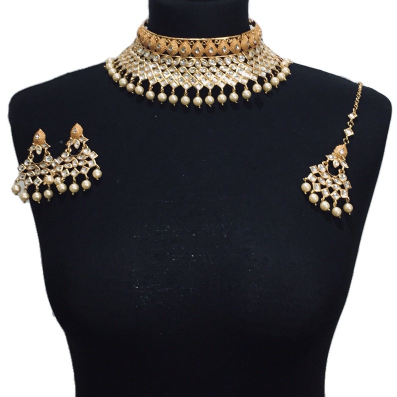 jewelry Pakistani Kundan style necklace set Indian jewellery golden wedding Pakistani jewellery gold tikka necklace earrings set