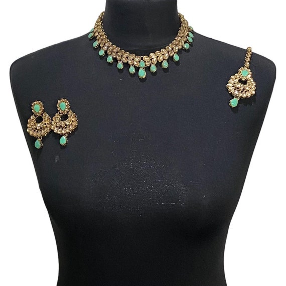 Mint Pakistani Jewelry Set: Necklace, Earrings, Tikka