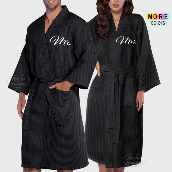 Mr and Mrs Robes, Couple Matching Waffle Robes, Personalized Waffle Spa Robes, Spa Cotton Robes, Wedding Honeymoon Gift, Anniversary Gift