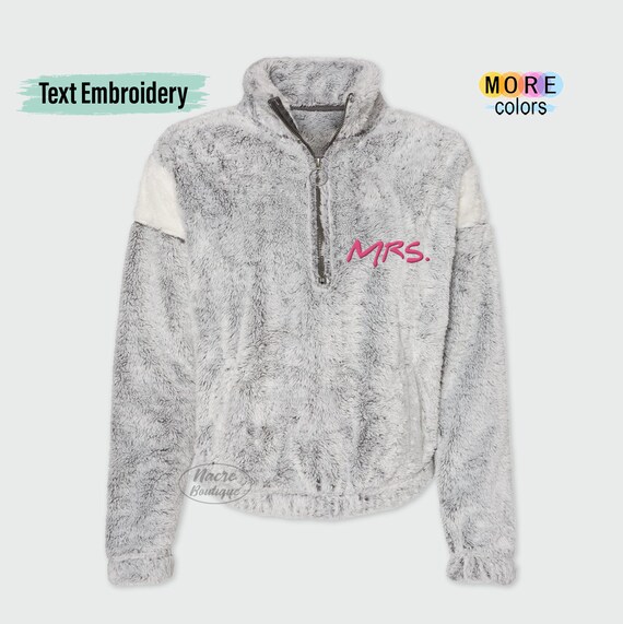 NacreBoutique Personalized Remy Fuzzy Fleece Pullover, Embroidery Fuzzy Pullover, Monogrammed Fuzzy Fleece Jacket, Custom Monogram Fuzzy Jacket for Womens