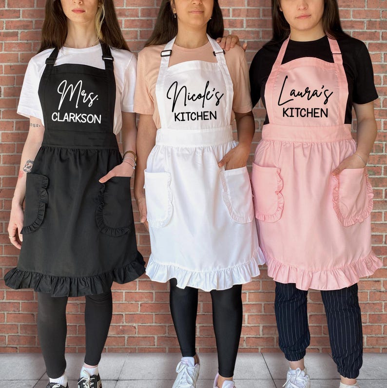 Custom Ruffled Apron, Personalized Frilly Kitchen Apron with Pockets Bild 4