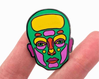 I Am A Machine Enamel Pin by Gusté.Design. Unique, Colorful, Eclectic, Playful, Psychedelic, Bohemian, Graphical Head in size 3.5x2.68 cm