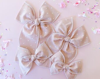 Hair Bow Dainty Hearts