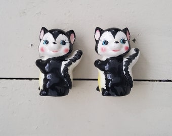 Lil' Stinker Skunk Salt and Pepper Vintage Japan Anthropomorphic Ceramic