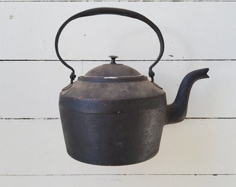 Large Cast Iron Kettle with Lid Antique Rustic Kitchen Decor