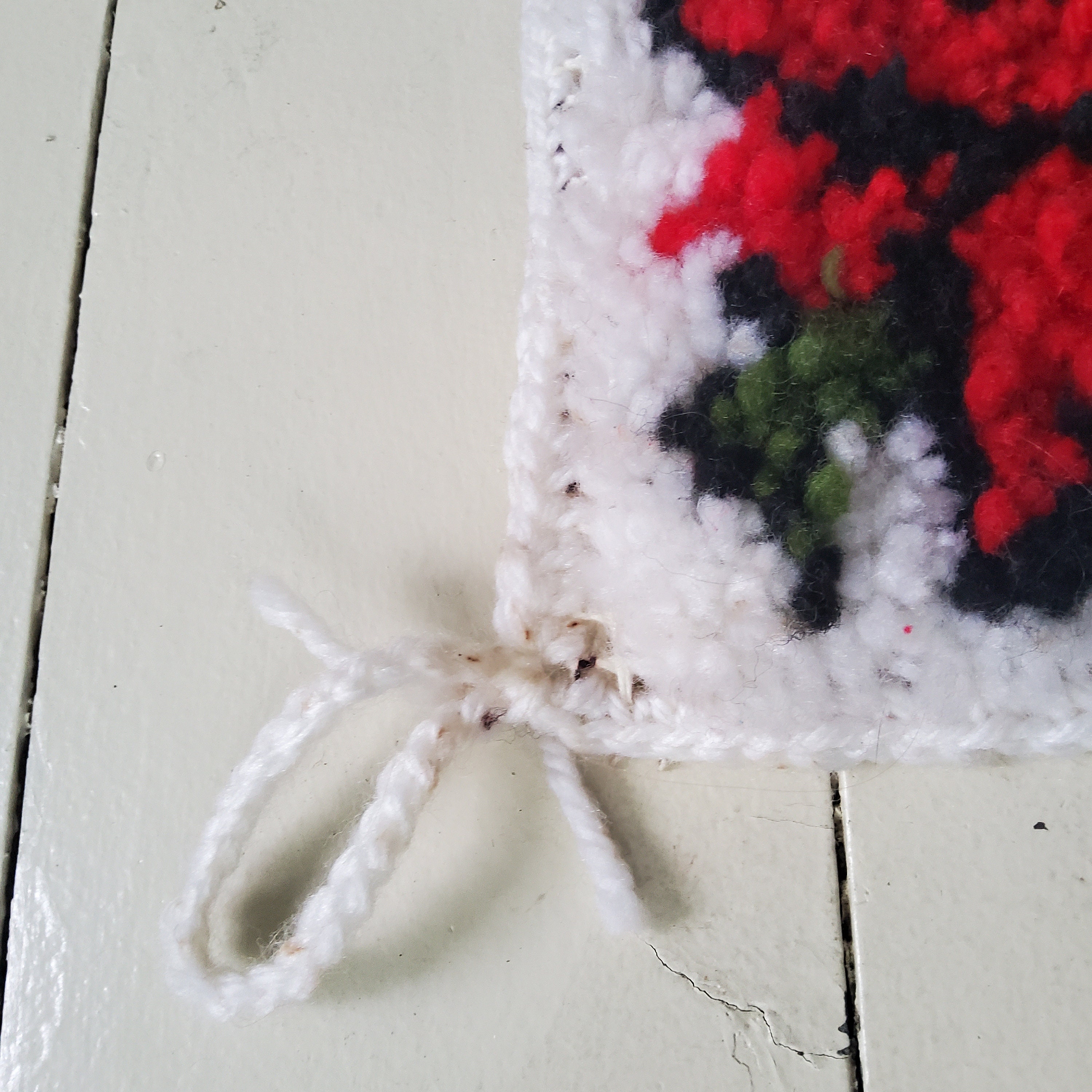 Latch Hook Christmas Poinsettia Wall Hanging Hooked Rug Etsy