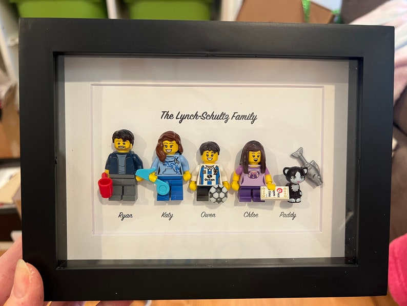 Personalized mini me minifigure frame. For up to 5 figures. Last day for Fathers Day orders : 7 June image 5