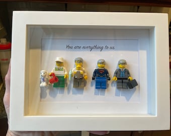 Personalized mini me minifigure frame. For up to 5 figures. Last day for Fathers Day orders : 5 June