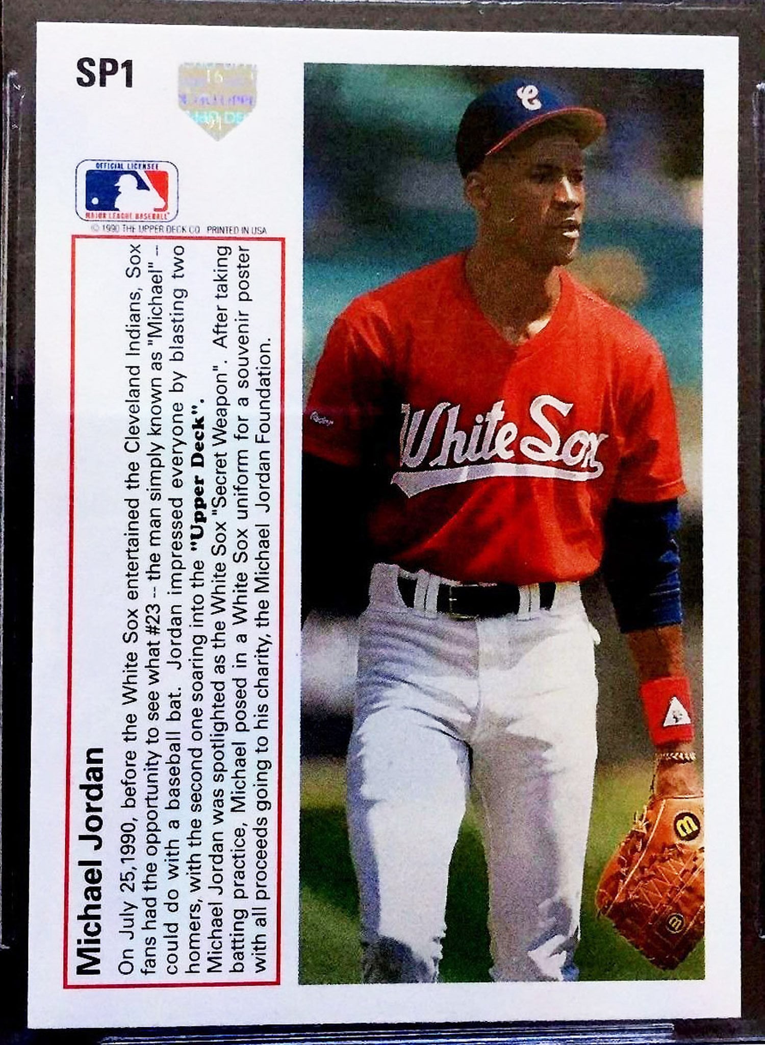 Jordan フィギュア Chicago White Sox マイケルジョーダン NBAシカゴ・ブルズのホームユニフォームを着た「マイケル