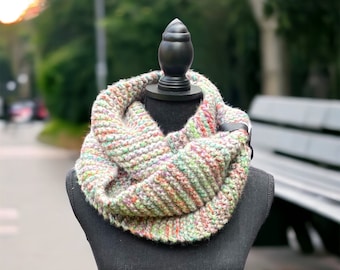 Infinity Scarf- Knitted Scarf- Multi-color Scarf- Wool Scarf Handmade-Hand Knit Infinity Scarf- Winter Scarf- Chunky Knit Scarf-