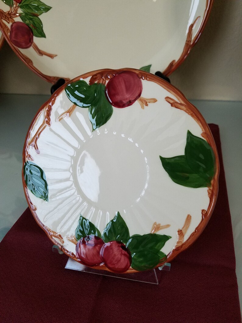 Franciscan Apple Fluted Trivet Great Condition Made is USA