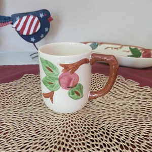 Franciscan Apple Grand Mug / Great Condition / Made in England / 1984
