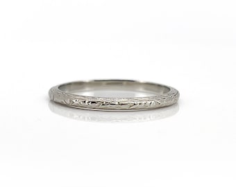 Vintage Art Deco White Gold Engraved Band, Size 6.25