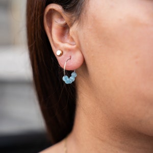 Créoles en cristal pour femme, perles de pierres précieuses de 4 mm, créoles en acier au titane hypoallergéniques, boucles d'oreilles délicates, cadeaux de Noël, cadeaux pour elle