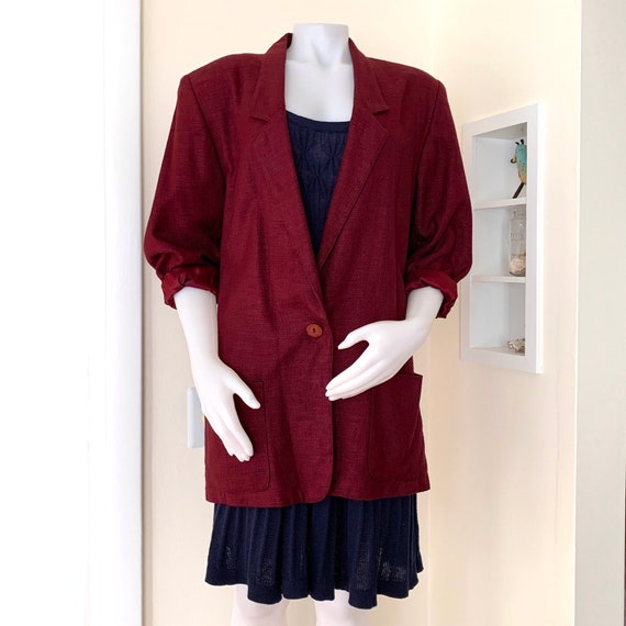 80s 90s oversized burgundy blazer with shoulder pa