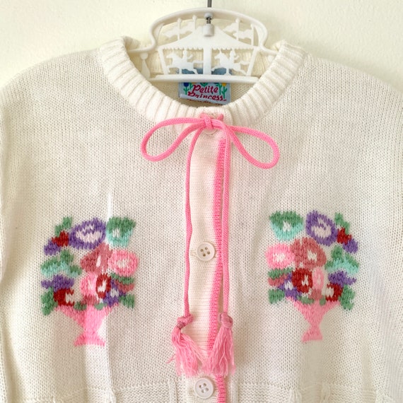 Vintage cream cardigan with floral bouquets and p… - image 3