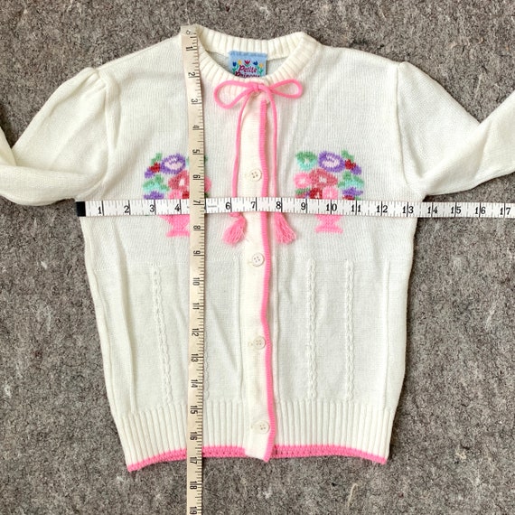 Vintage cream cardigan with floral bouquets and p… - image 8