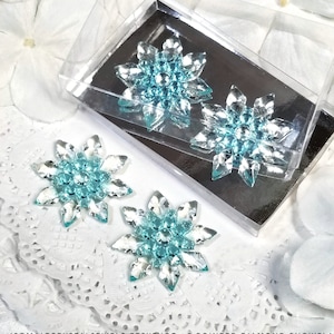 Snowflake with 8 pointed diamonds for your Winter themed cake decoration, cup cake top, dessert plate garnish, Frozen themed cake decoration image 1