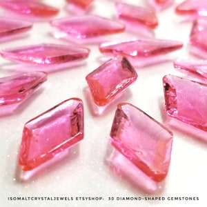 May include: Thirty pink diamond-shaped candy gemstones. ISOMALTCRYSTALJEWELS ETSYSHOP: 30 DIAMOND-SHAPED GEMSTONES