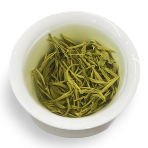 Premium Chinese Green Tea (Lushanyunwu) 100 gm (Plantation : Jiangxi, China)