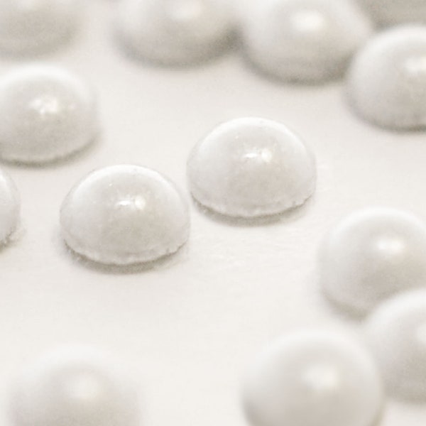 Hot Fix Ceramic Domes available in 2 Sizes (ø3.0mm or ø4.0mm in Diameter) min 144Pcs/Bag, White Pearl Colour