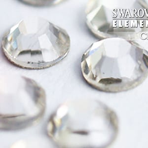 Swarovski (Flat Back) Non-Hot Fix Clear Crystal Rhinestones (Available in 5 Sizes SS05,SS06, SS08, SS10, SS12)