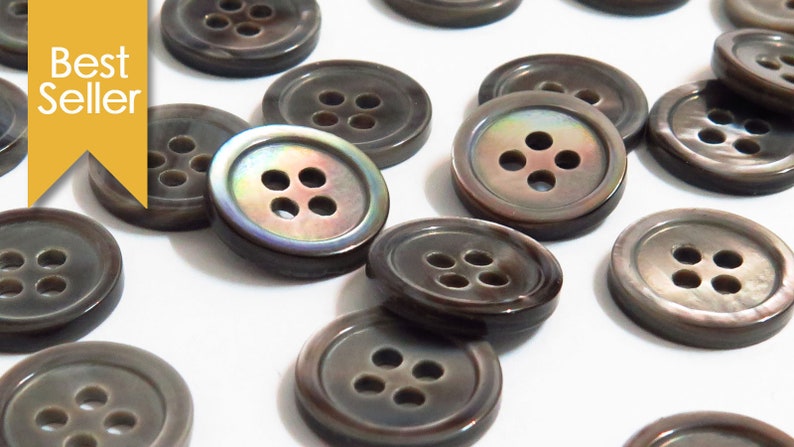 absolute-magic.com - High Grade Grey (River) Mother of Pearl Shirt Buttons (15 Pieces) 4 Holes ø12mm