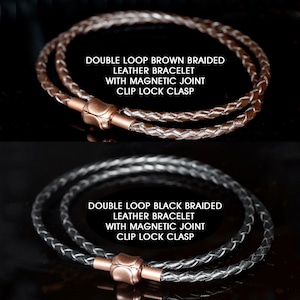 Może przedstawiać: Dwa skórzane bransoletki z magnetycznym zapięciem. Górna bransoletka jest brązowa, a dolna czarna. Obie bransoletki są splecione i mają podwójny wzór pętli. "DOUBLE LOOP BROWN BRAIDED LEATHER BRACELET WITH MAGNETIC JOINT CLIP LOCK CLASP" i "DOUBLE LOOP BLACK BRAIDED LEATHER BRACELET WITH MAGNETIC JOINT CLIP LOCK CLASP" są napisane na obrazku.