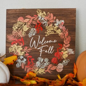 Bienvenido otoño, colorido cartel de corona de otoño de bienvenida, decoración rústica de otoño, cartel de puerta de otoño, cartel de otoño