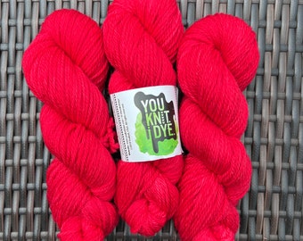 Hand dyed worsted aran yarn superwash merino, red tonal, Ready to ship