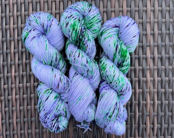Hand dyed sock yarn, light purple lavender with green, purple speckles, Ready to ship