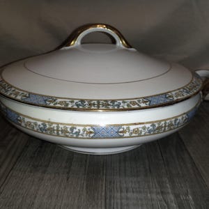 Vintage Early1900s Noritake Japan  Round Vegetable Dish with Lid and Gold Handles and Trim
