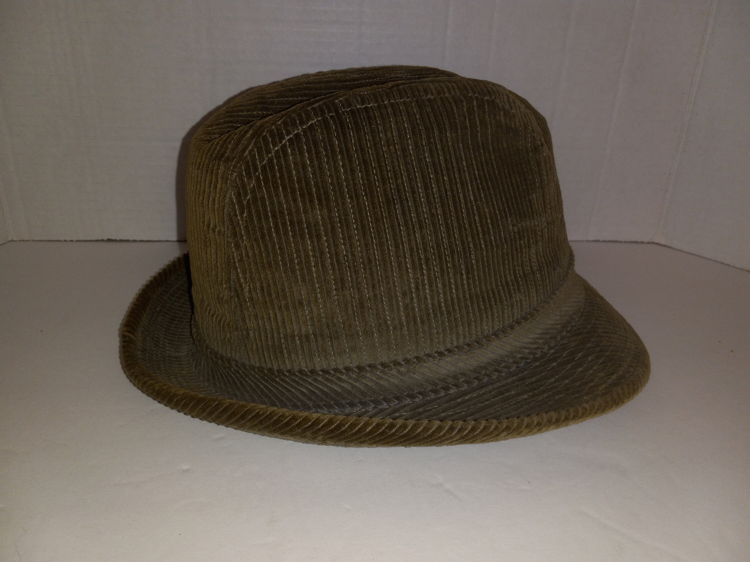 Amalgamated textile clothing union. Made in the USA Vintage feathered black hat Vintage Bee Hat Amalgamated Clothing & Textile Workers Union  main image 4