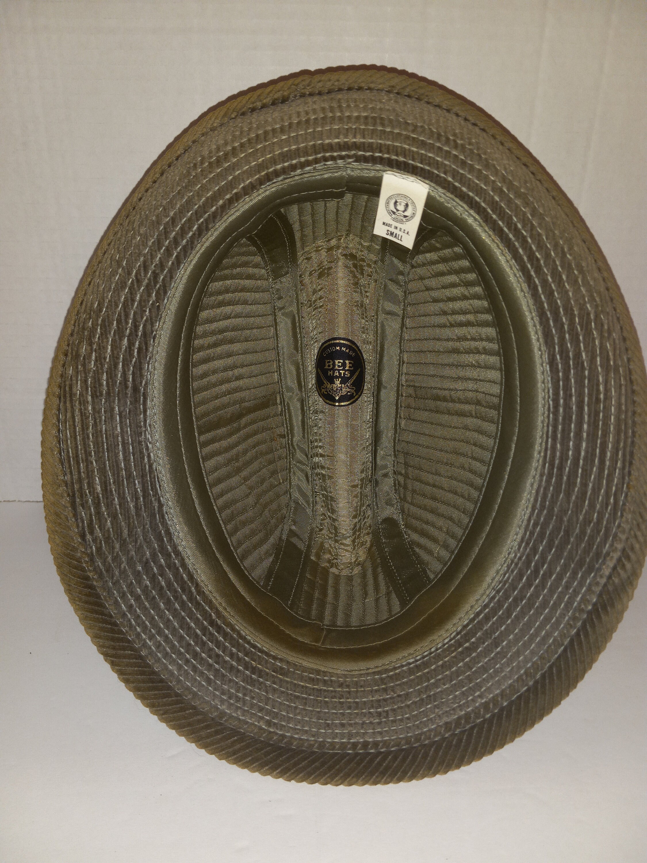 Vintage Bee Hat Amalgamated Clothing & Textile Workers Union  display picture 2