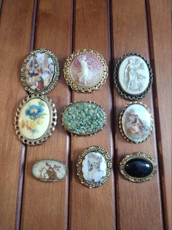 Vintage Brooch lot