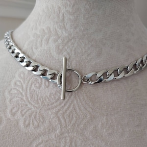 Stainless Steel Toggle Link Necklace: Silver Chain Choker (7.5mm)