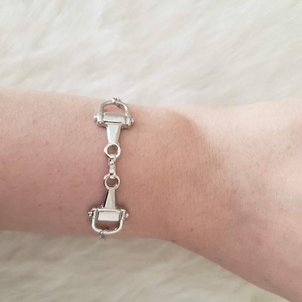 Horse Bit Link Bracelet, Equestrian Bracelet, Lightweight Silver Color Snaffle Stirrup Bracelet,  Dainty Stainless Steel Chain and Clasp