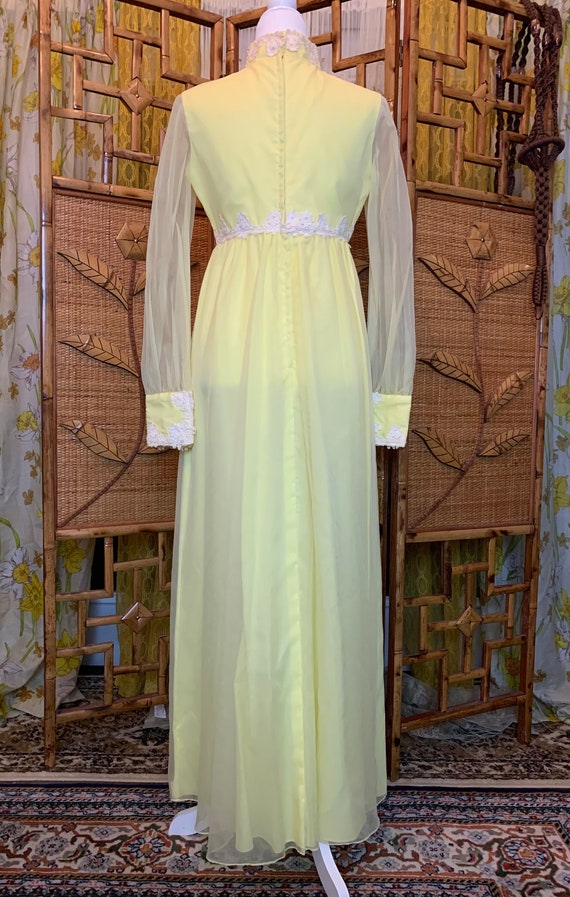 Vintage Pastel Yellow 1960's Psychedelic Maxi Dre… - image 3